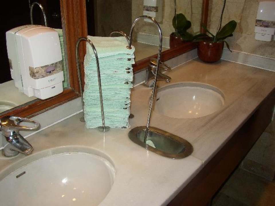 Toilettenbereich Eingang Paradisus by Melia Bali