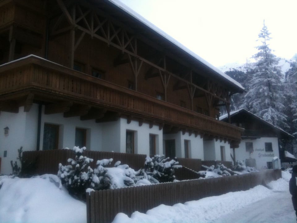 Gasthof im Winter Gasthof Stuibenfall