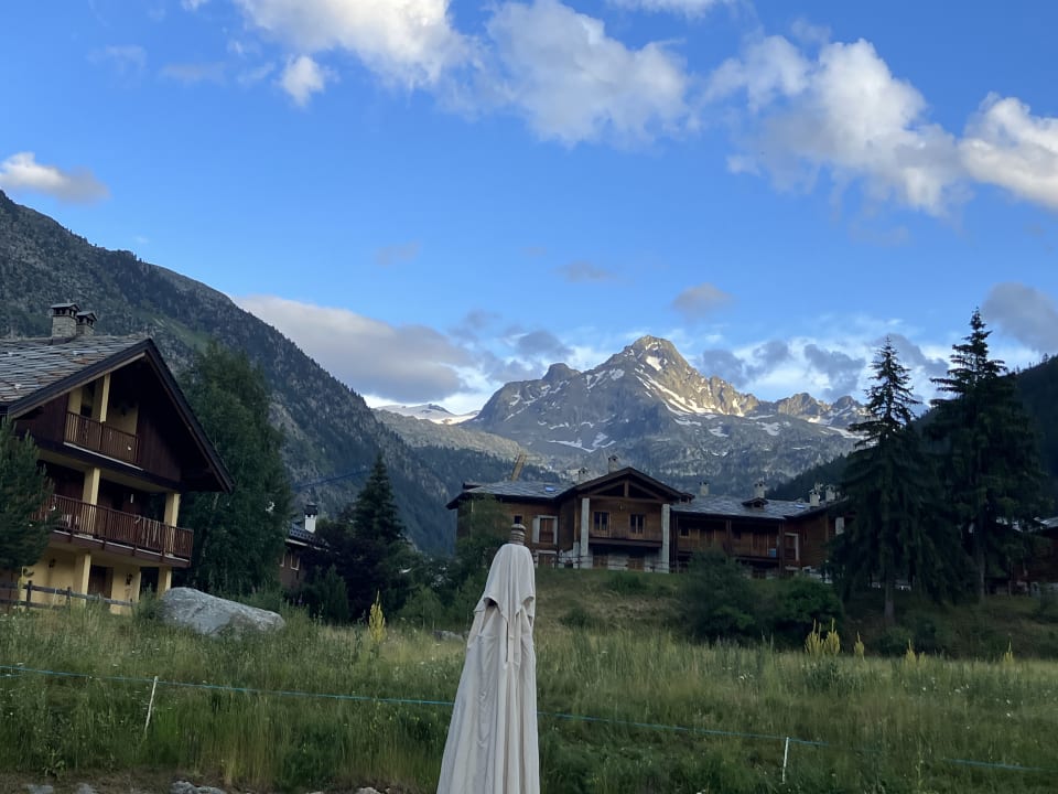 Ausblick Montana Lodge & Spa