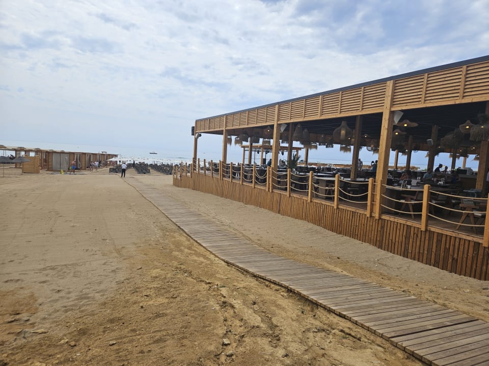 Strand Jacaranda Luxury Resort