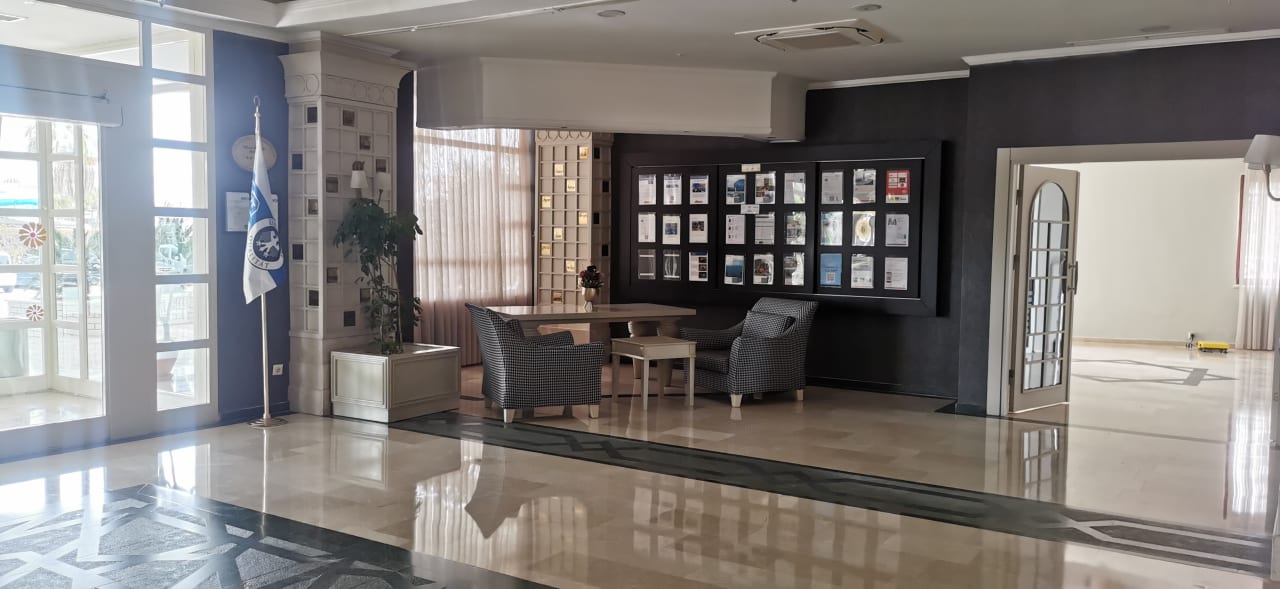 Lobby Bella Resort & Spa