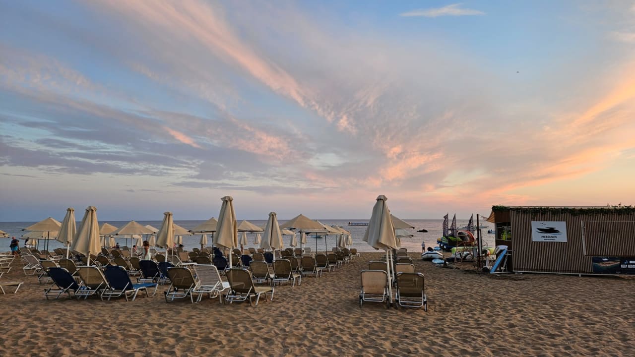 Strand Sandy Beach Resort