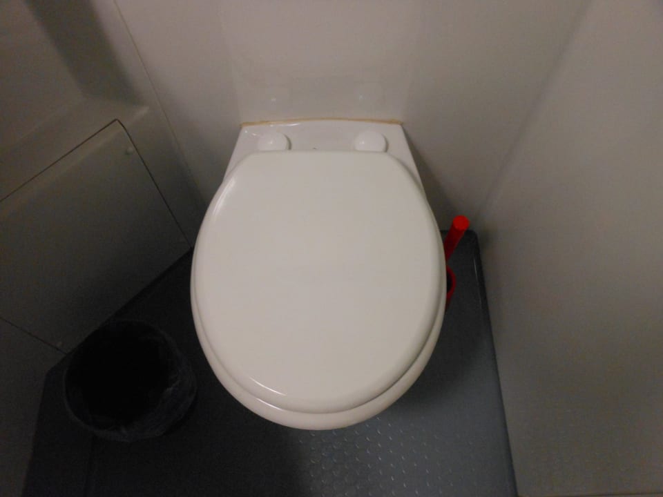 Doppelzimmer - WC und WC-Bürste Generator Berlin Prenzlauer Berg