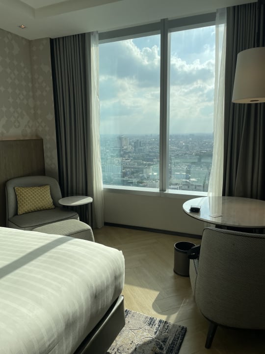 Zimmer Eastin Grand Hotel Phayathai