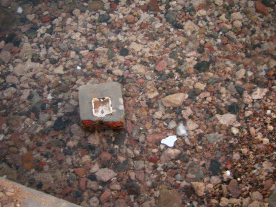 Bauschutt und Steckdose im Meer The Grand Hotel Hurghada