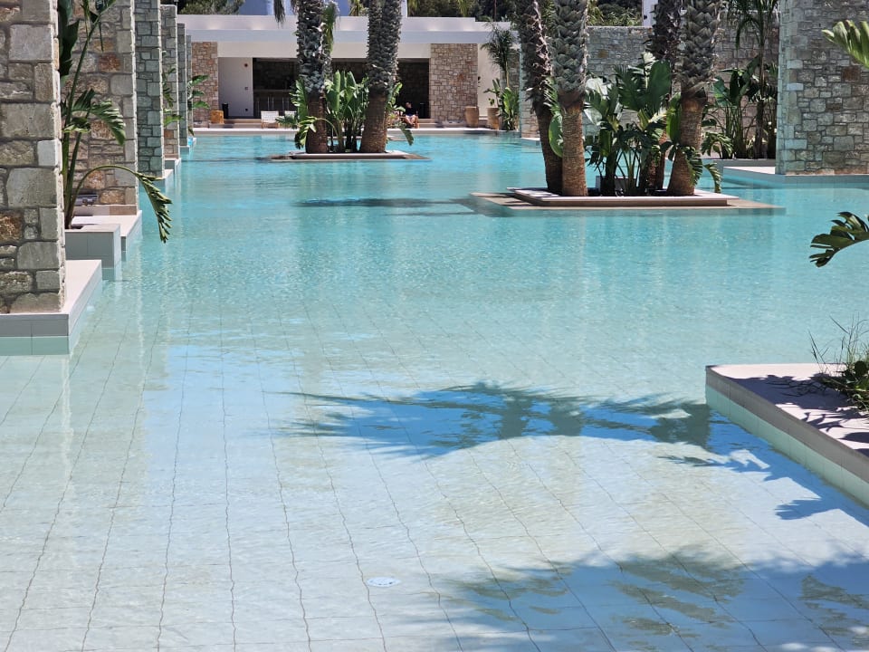 Pool White Dreams Resort & Anex