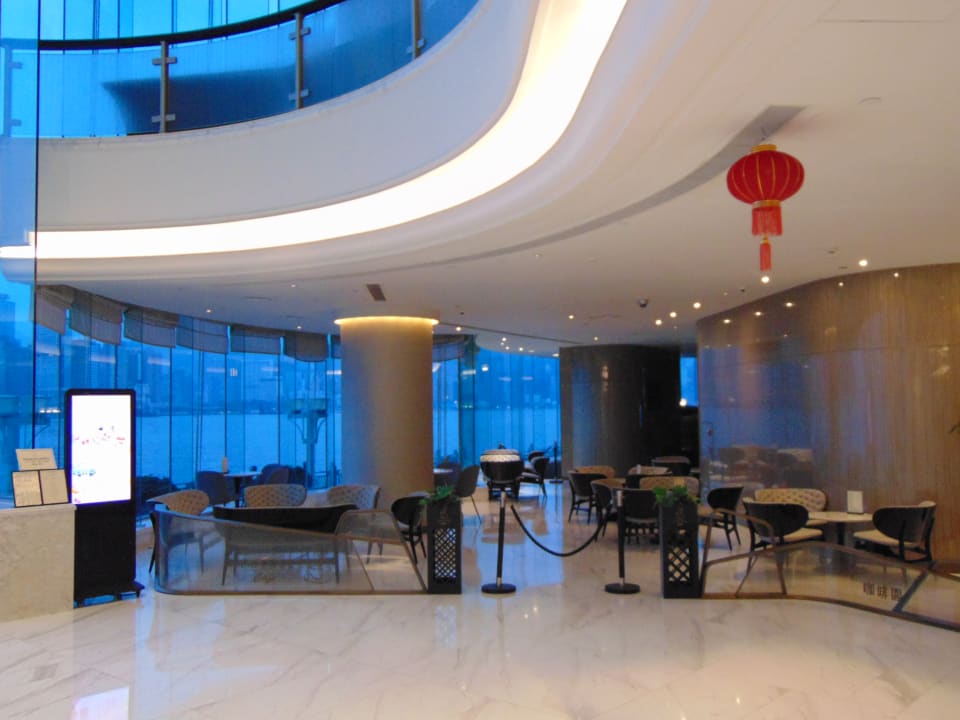 Lobby Harbour Grand Kowloon
