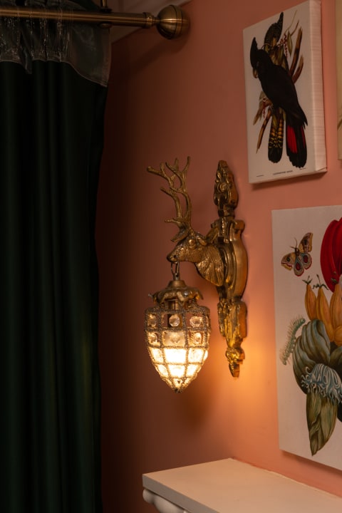 Zimmer Boutique apartments Mason in historical Odessa