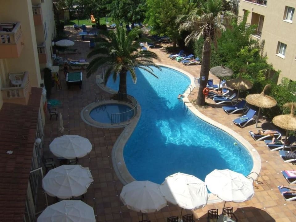 Poolgesamtansicht Grupotel Dunamar