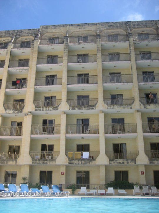 Blick vom Pool The Bugibba Hotel