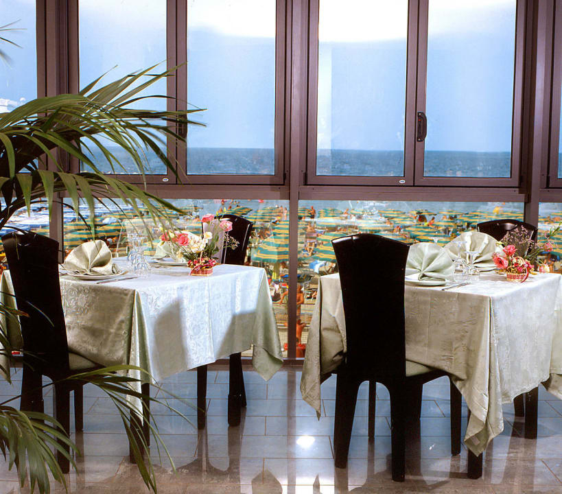 RISTORANTE VISTA MARE Hotel Foschi