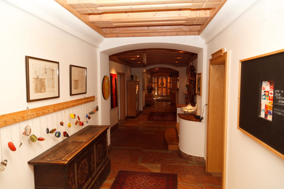 Flur zum Restaurant Das gemütliche Dorfhotel Kaltenhauser