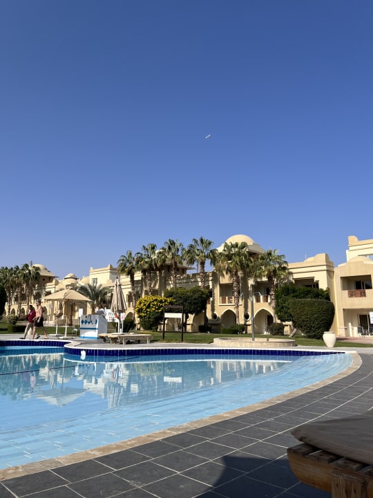 Pool Serenity Alpha Beach