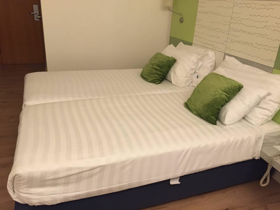 Bett Hotel Prima City