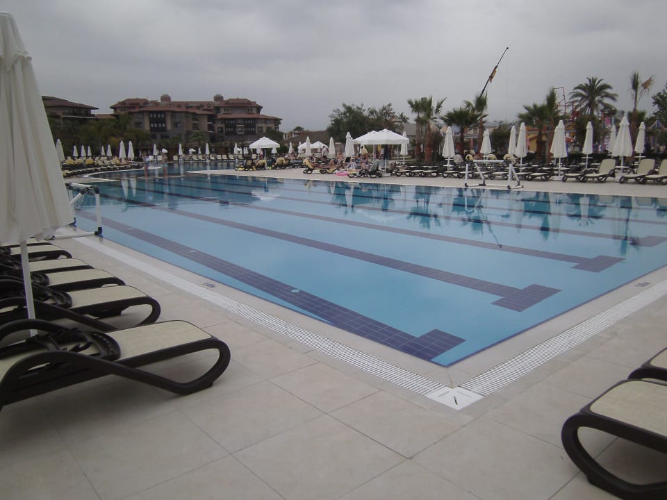 Nicht beheizter Schwimer-Pool Calimera Serra Palace