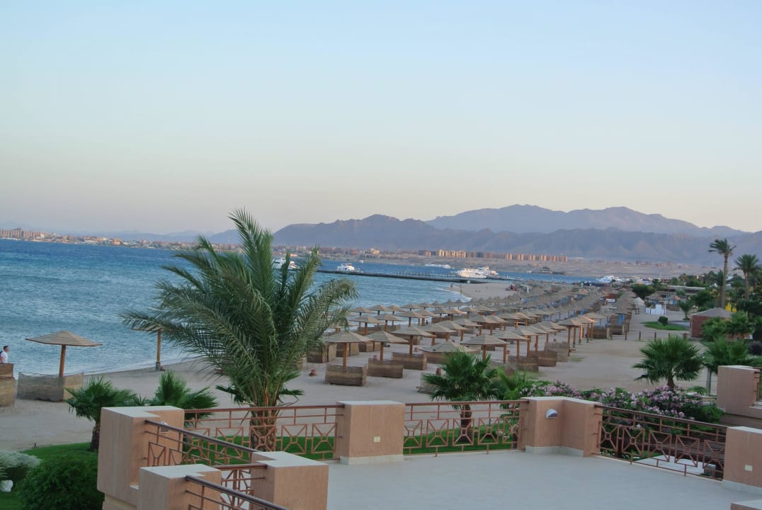 Der Blick vom Dach des Bungalow. Shams Prestige Abu Soma-Adults Only