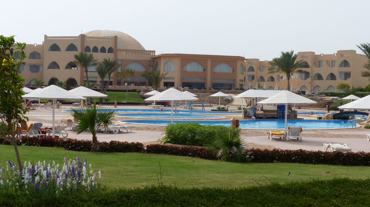 Pool Three Corners Equinox Beach Resort