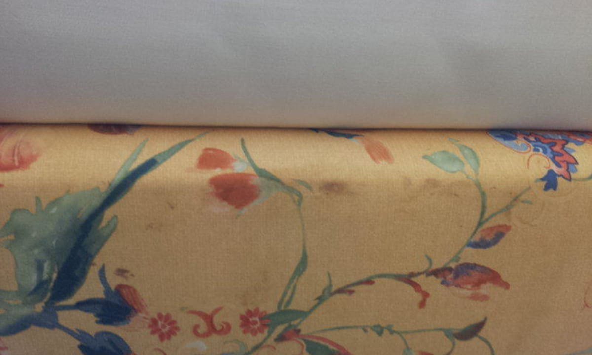 Flecke am Bett Parkhotel Kurhaus