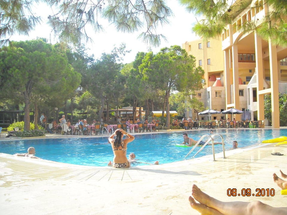 Poollandschaft Asteria Collection Side