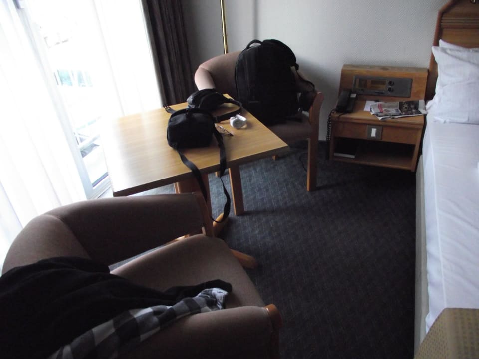 Kleines Zimmer Leonardo Hotel Düsseldorf Airport - Ratingen