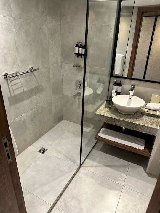 Zimmer Serry Beach Resort