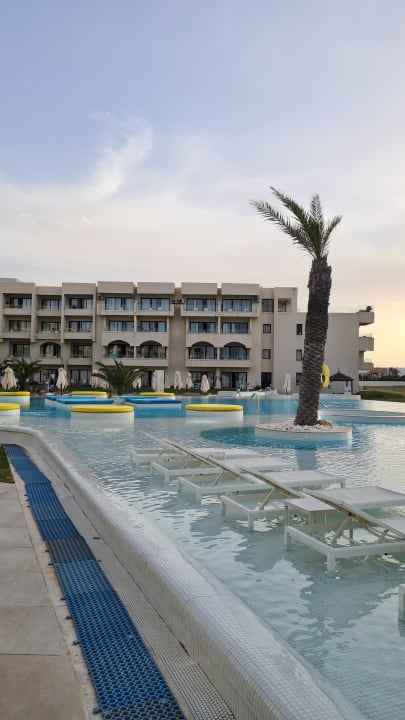 Pool Iberostar Selection Kuriat Palace
