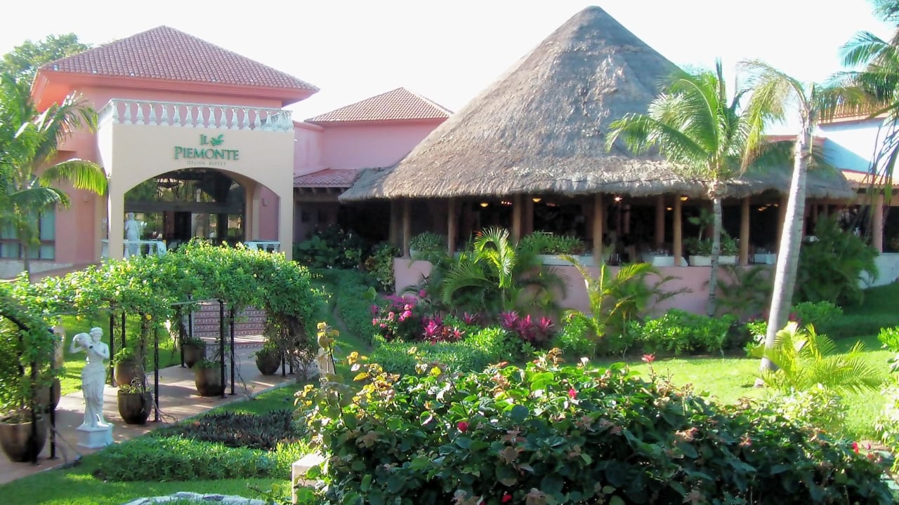 Gartenanlage Sandos Playacar Select Club Adults only - All Inclusive