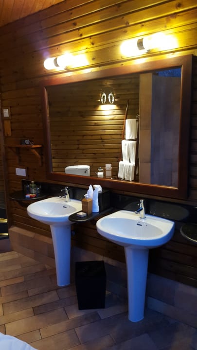 Zimmer Kuredu Island Resort & Spa