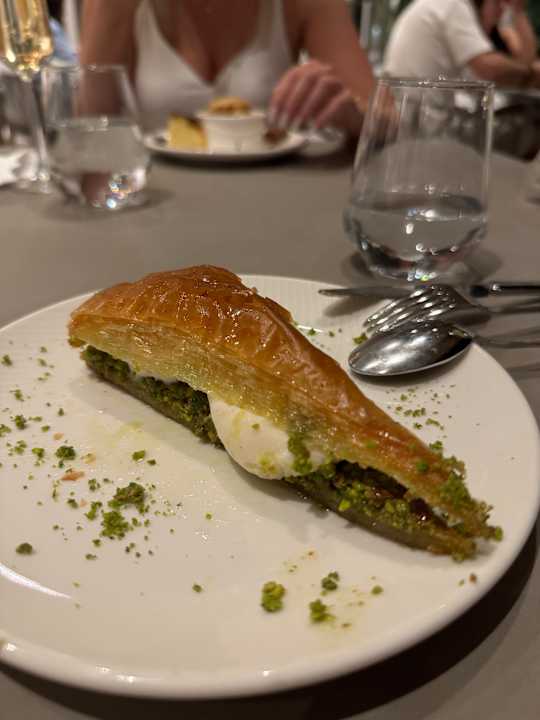 Gastro Anda Barut Collection