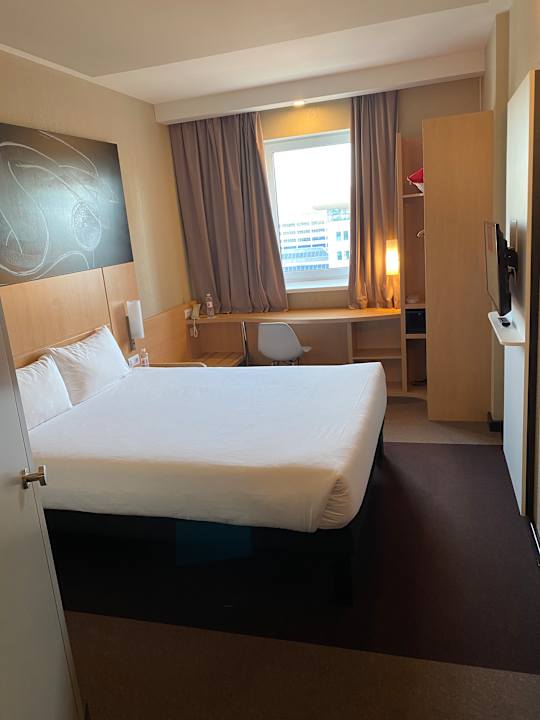 Zimmer ibis Kiev Railway Station Hotel