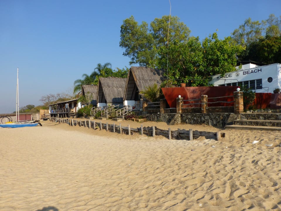 Vom Strand aus Kande Beach Resort