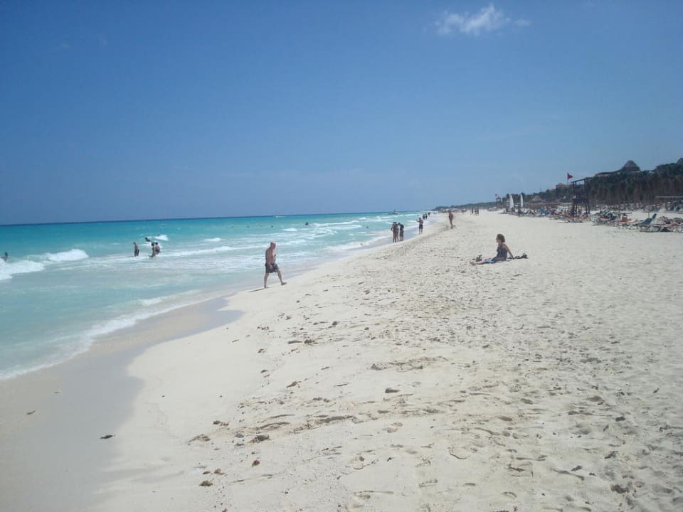 Strand vor dem Hotel Hotel Riu Palace Mexico