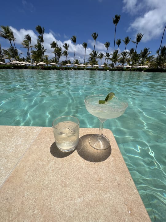 Pool Lopesan Costa Bávaro Resort, Spa & Casino