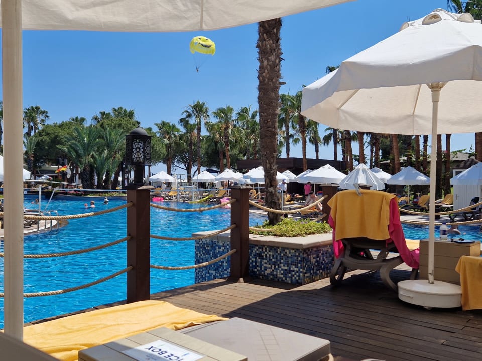 Pool Papillon Zeugma Relaxury