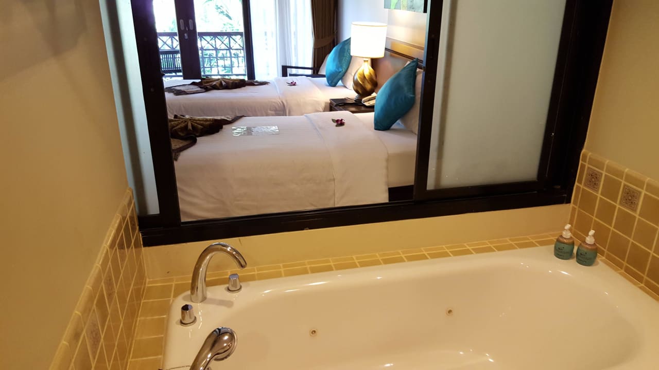 Dusche und Badewanne getrennt! ein traum The Fair House Beach Resort