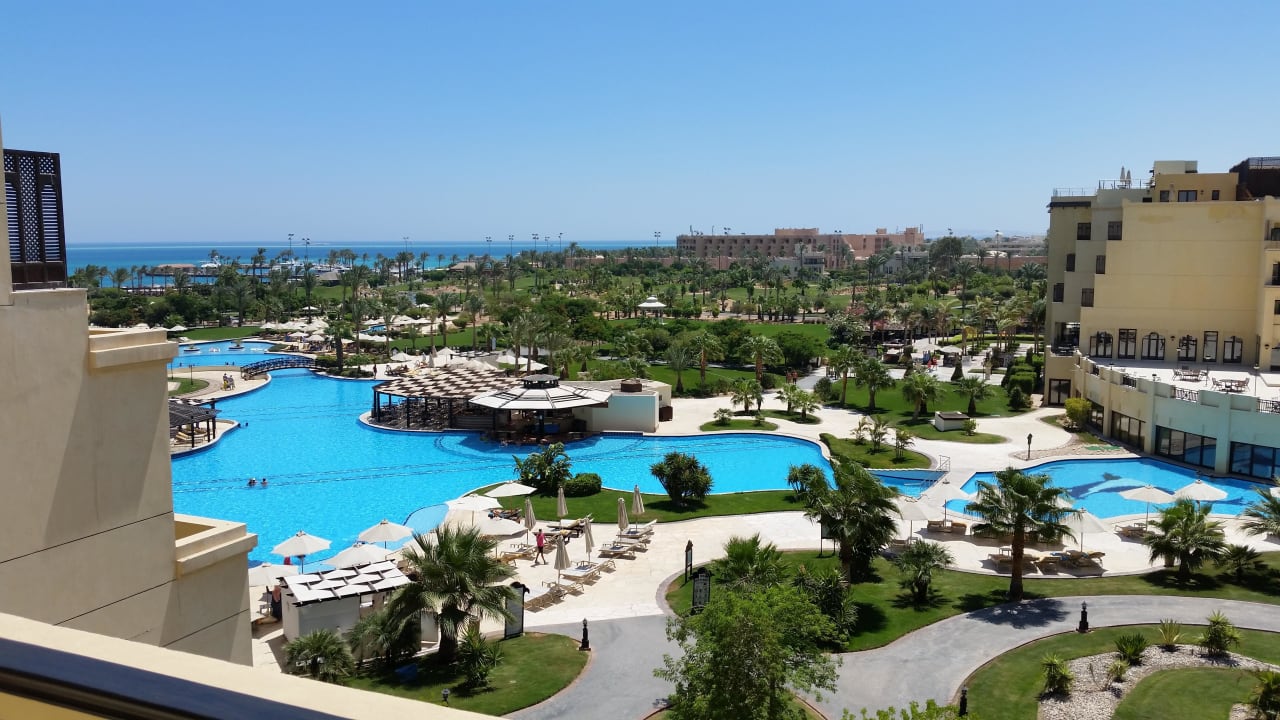 Schönste Poolanlage und Riesengroß  Steigenberger ALDAU Beach Hotel