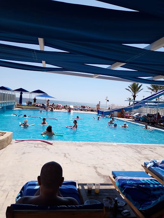 Pool Samira Club