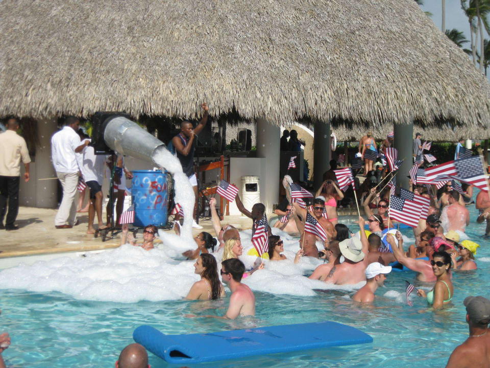 Independensday Party Secrets Royal Beach Punta Cana - Adults only
