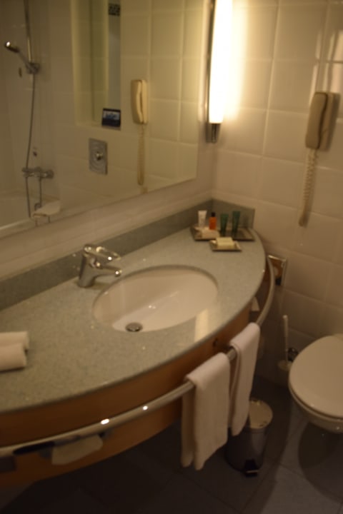 Zimmer Hilton Düsseldorf