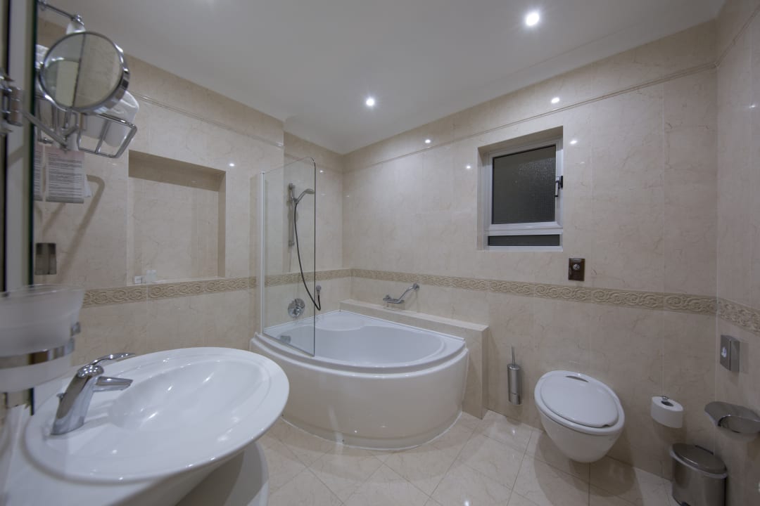 Zimmer Paradise Bay Resort Hotel