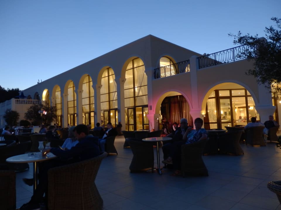 Bei Nacht Porto Bello Royal