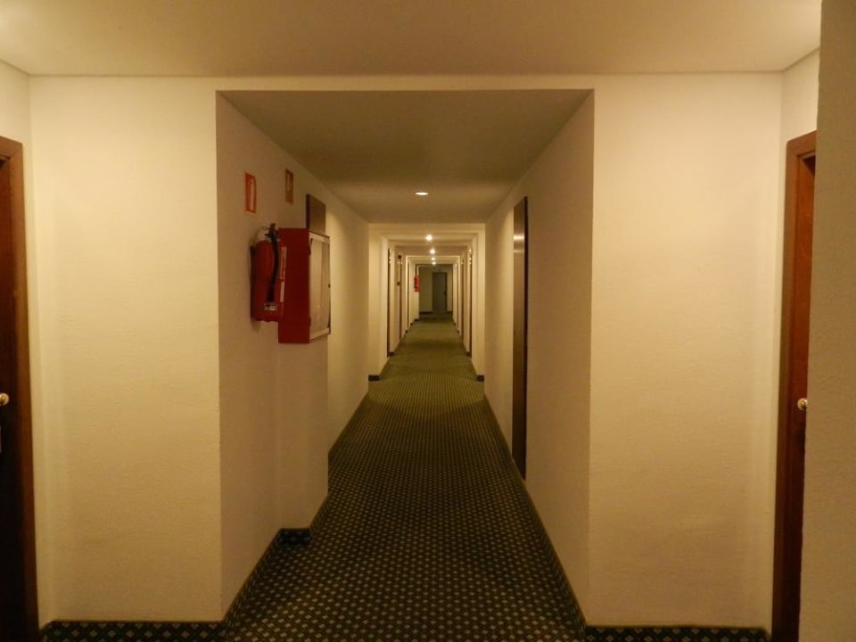 Gang Protur Safari Park Aparthotel