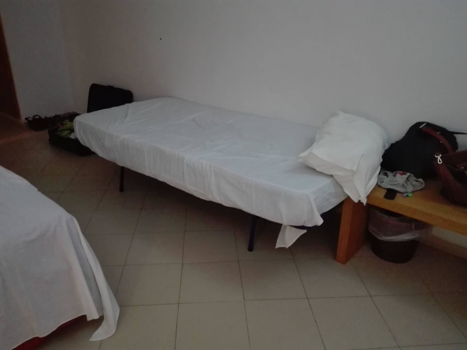 Le lit supplementaire pour bebe (soit disant) Skanes Serail Aquapark