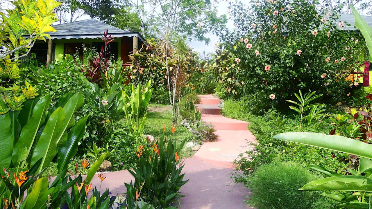 Both bungalows Phidjie Lodge