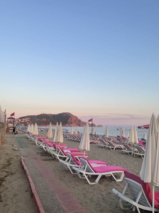 Strand Kleopatra Celine Hotel