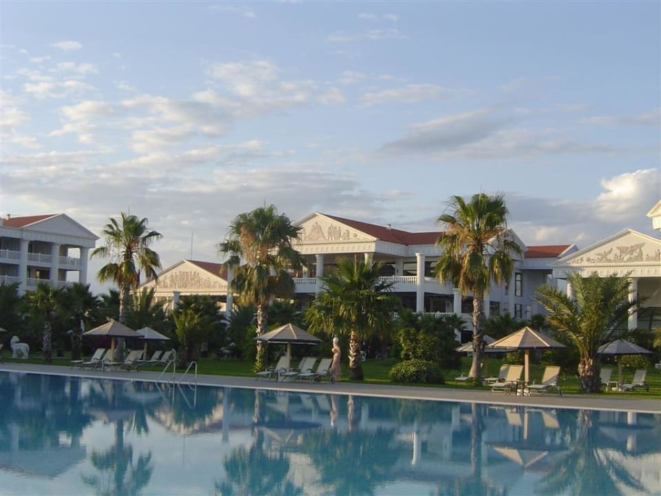 Ausblick Poolside Hotel Defne Kumul Deluxe