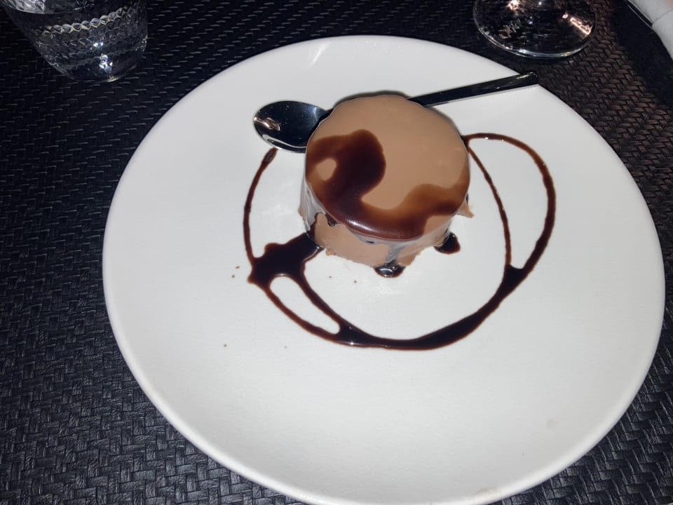 Gastro Ajul Luxury Hotel & Spa Resort