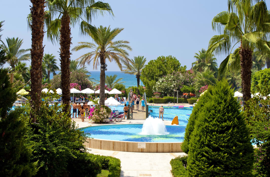 Pool und Garten Hotel Terrace Beach Resort