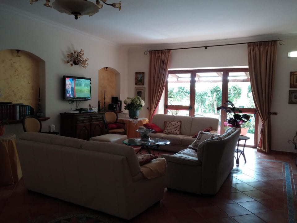 Lobby Hotel Villa Aurora