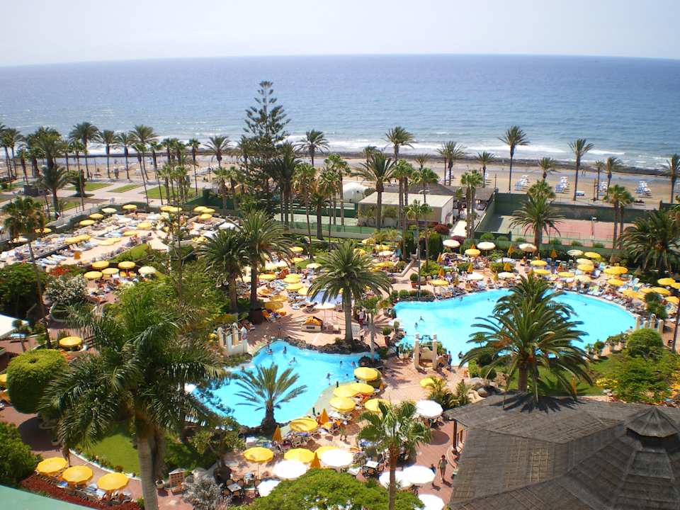 Pool H10 Las Palmeras